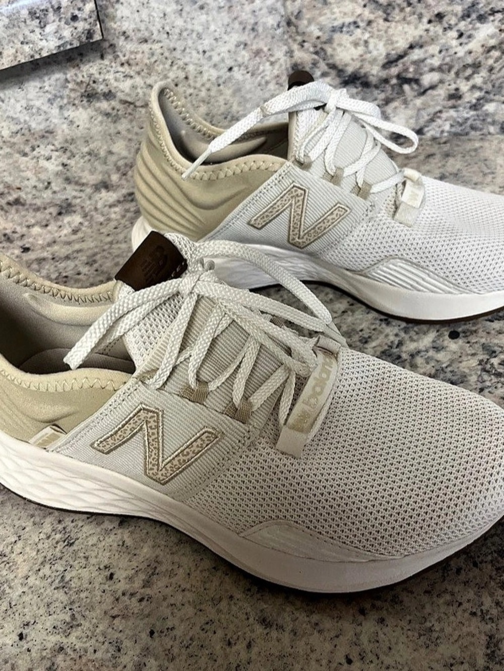 New Balance Fresh Foam Roav v1 Athletic Shoes White & Brown US 6